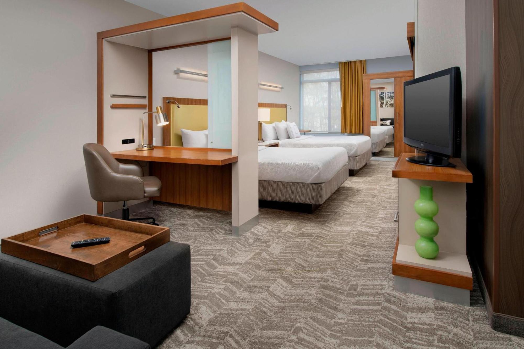 Springhill Suites Potomac Mills Удбридж Екстериор снимка