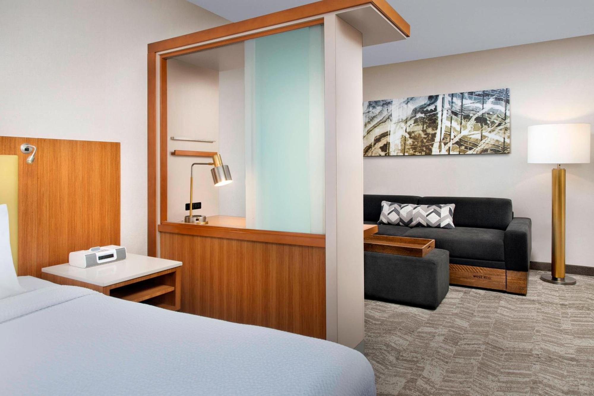 Springhill Suites Potomac Mills Удбридж Екстериор снимка