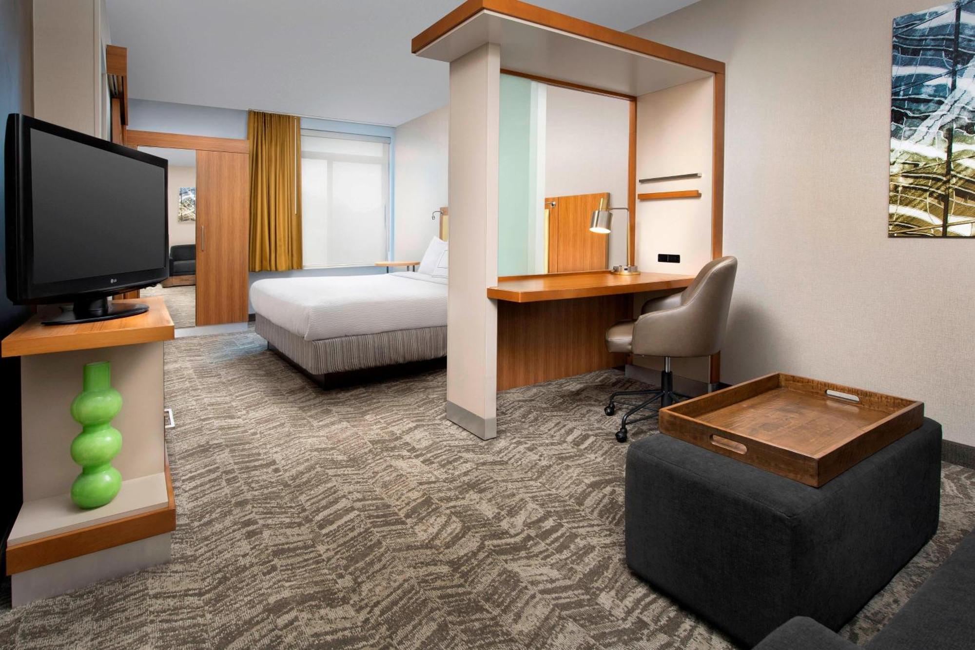 Springhill Suites Potomac Mills Удбридж Екстериор снимка