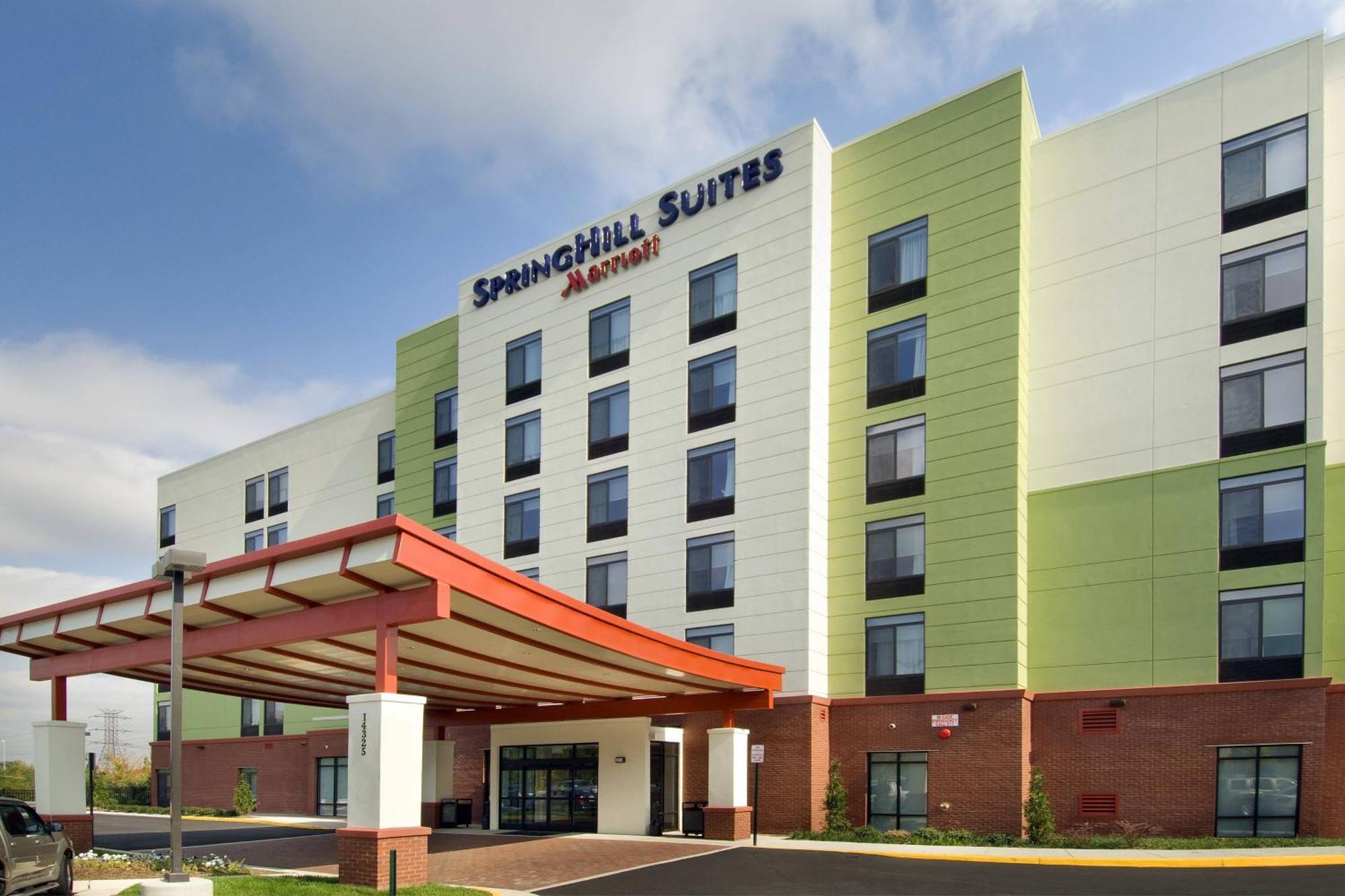 Springhill Suites Potomac Mills Удбридж Екстериор снимка